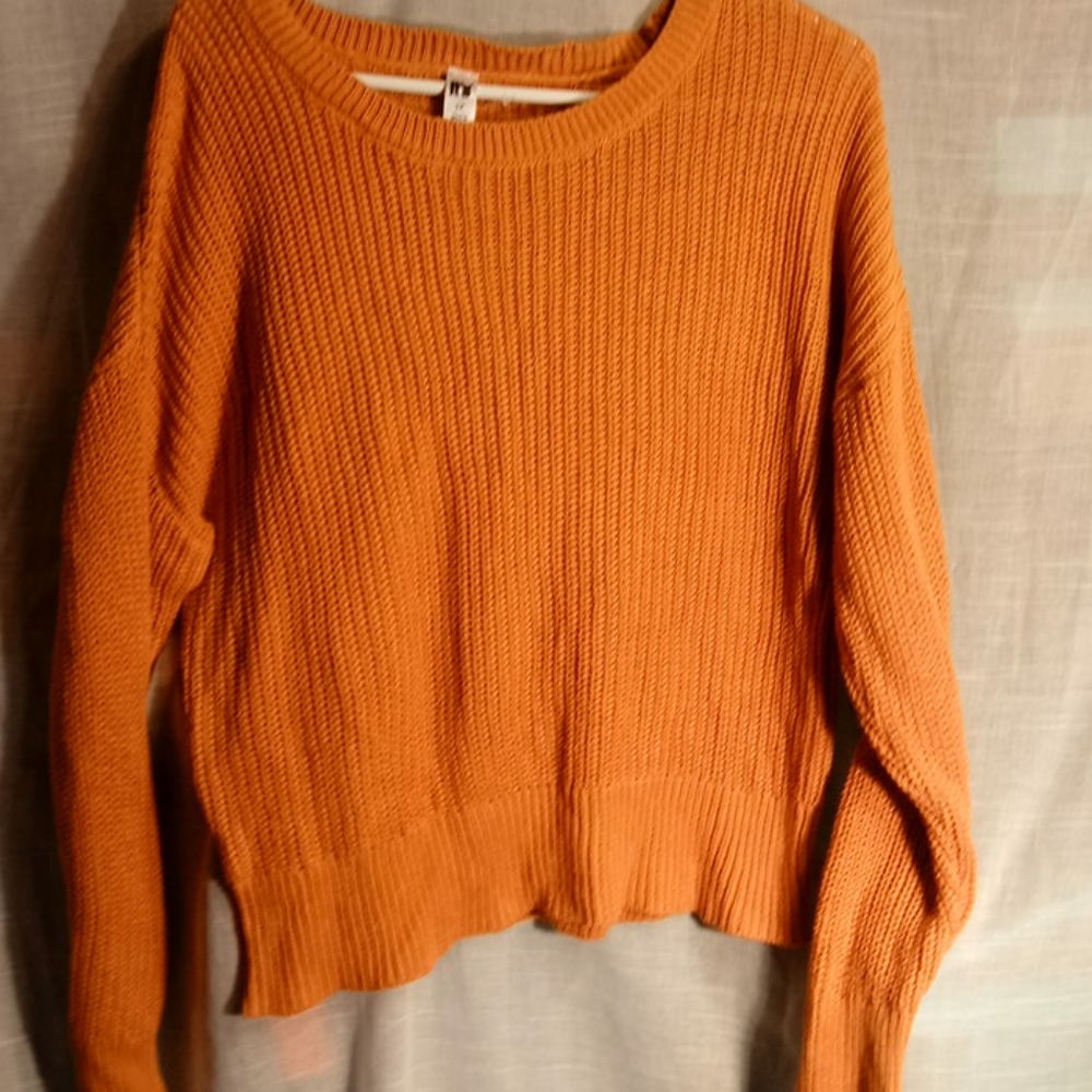 Amber gold NWOT sweater